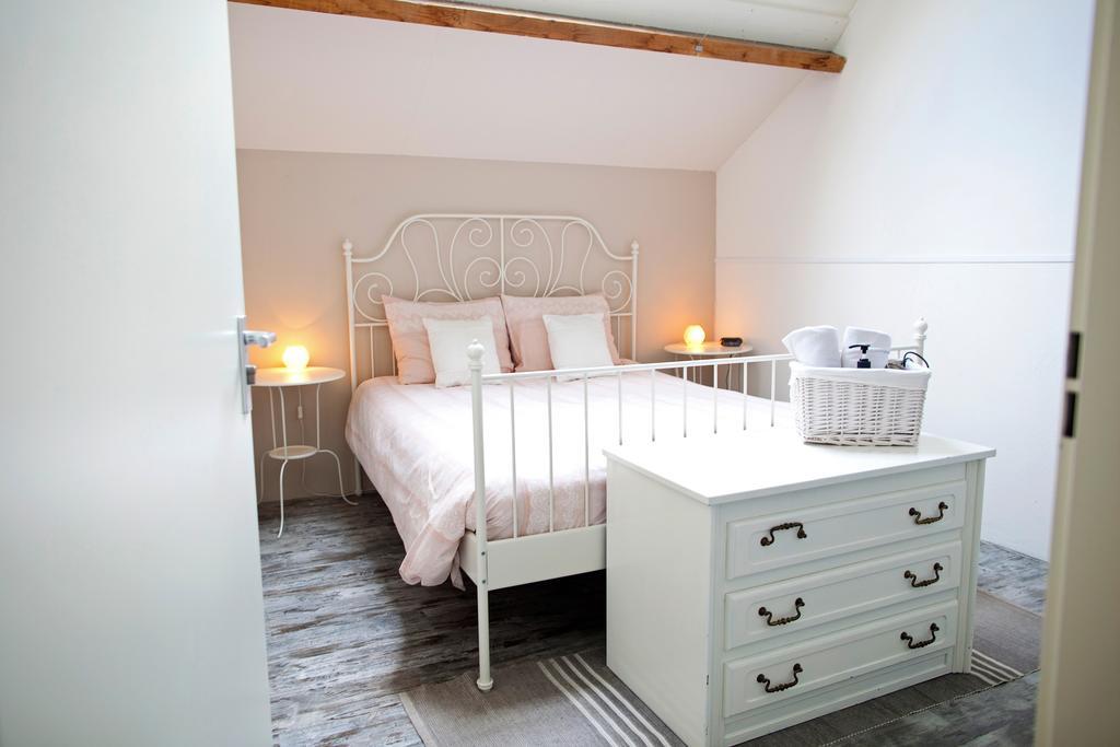 D'N Twist Bed & Breakfast Overloon Ngoại thất bức ảnh